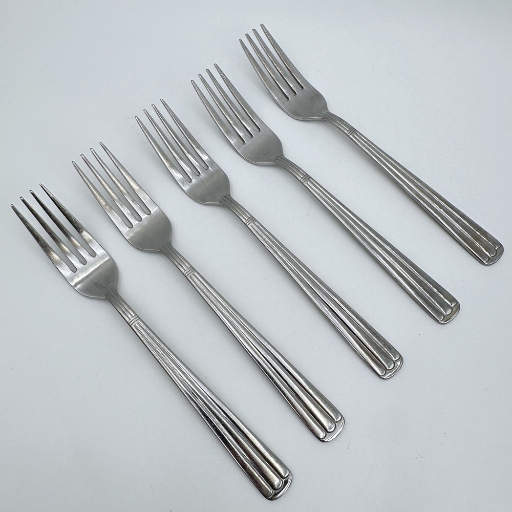 Wallace Kingston 18/10 Stainless Salad Forks Lot Of 5 Glossy Ribbed Flatware